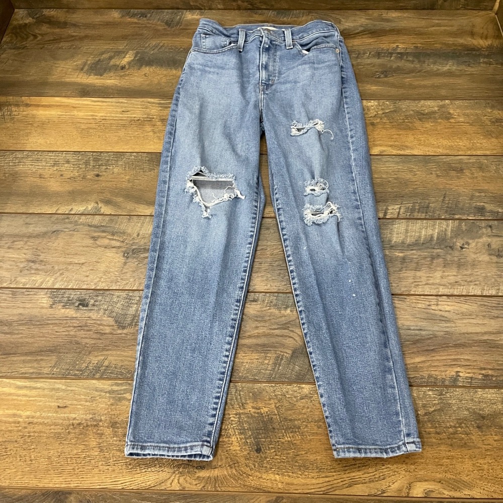 Levis High Waisted Mom Jeans 27x29 Medium Wash Distressed Ripped Blue Streetwear